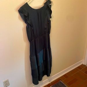 Hunter Green Party dress! Never worn!! Tags still on!